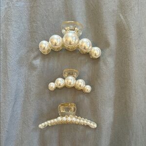 Chic Pearl Hair Clip Trio